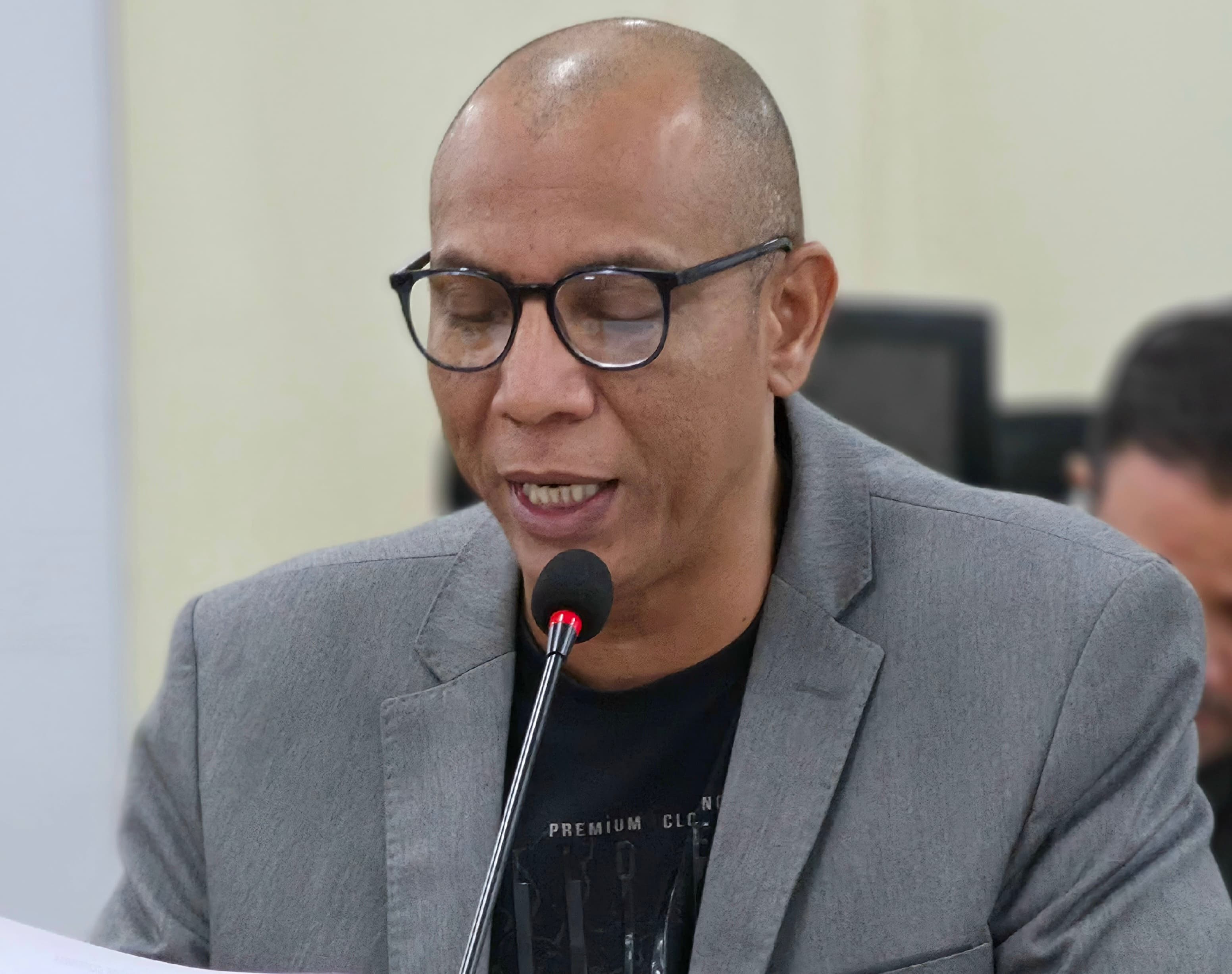 Hesley volta cobrar reforma e reativação do Centro de Qualificação Profissional