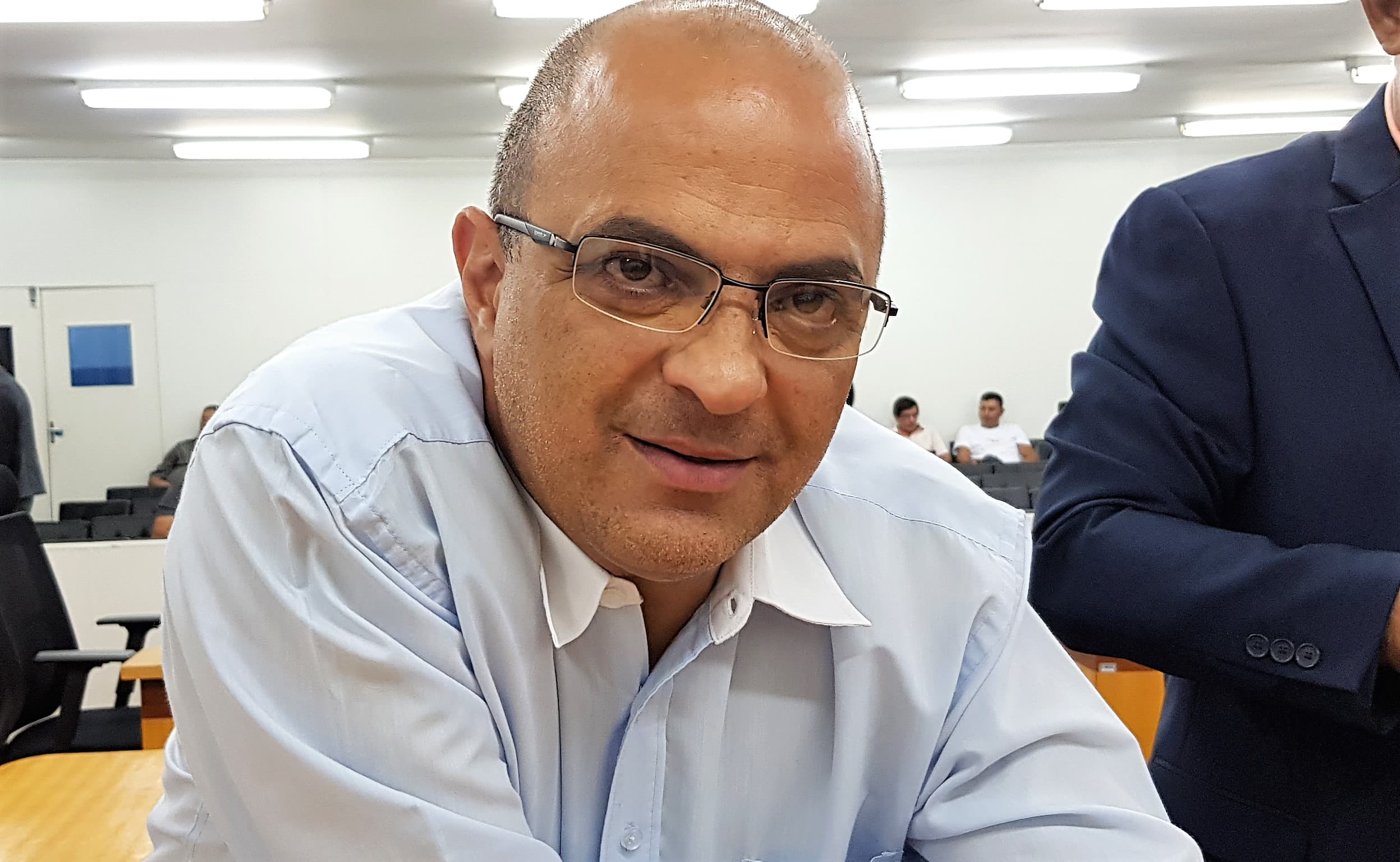Contran suspende deliberação e atende proprietários de caminhões caçamba