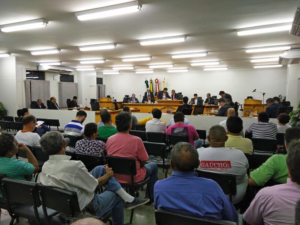 Câmara cobra fiscalização em torno do transporte clandestino de passageiros