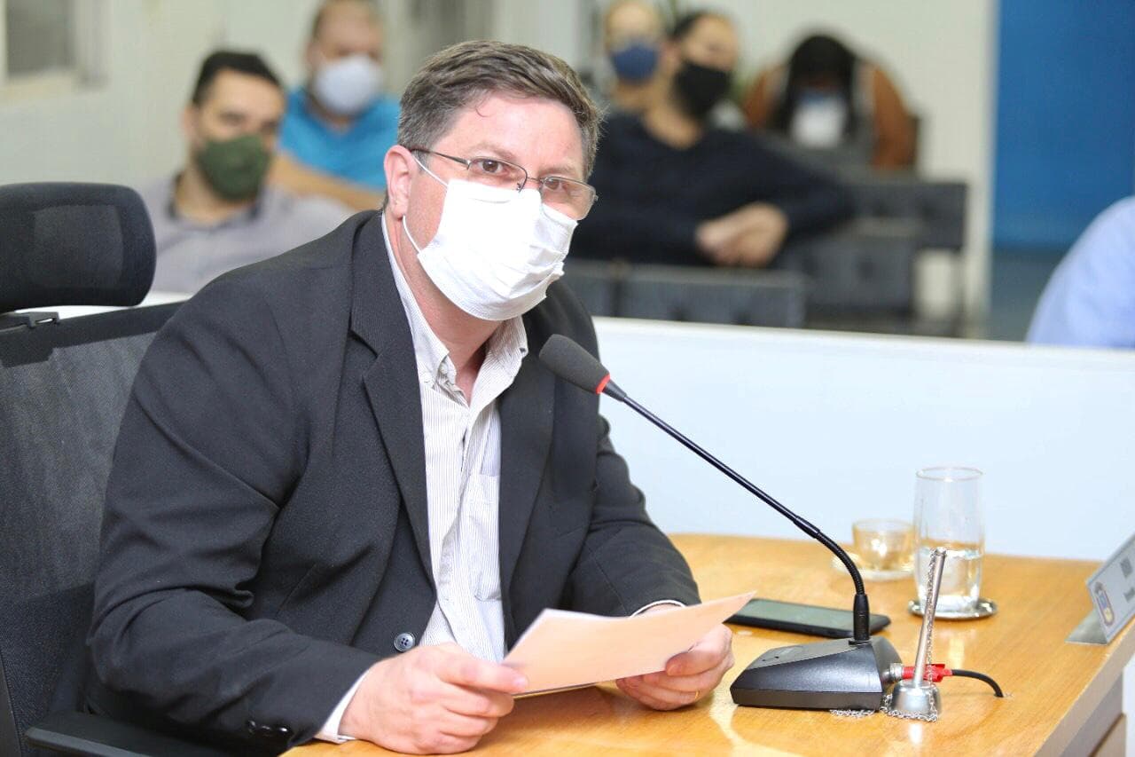 Vereador reivindica pavimentação de via pública para facilitar acesso ao anel viário