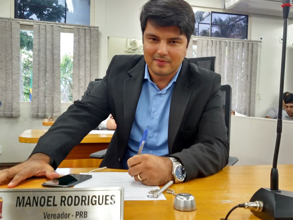 Manoel pede pavimentação de ruas do Aeroporto e do Centro América