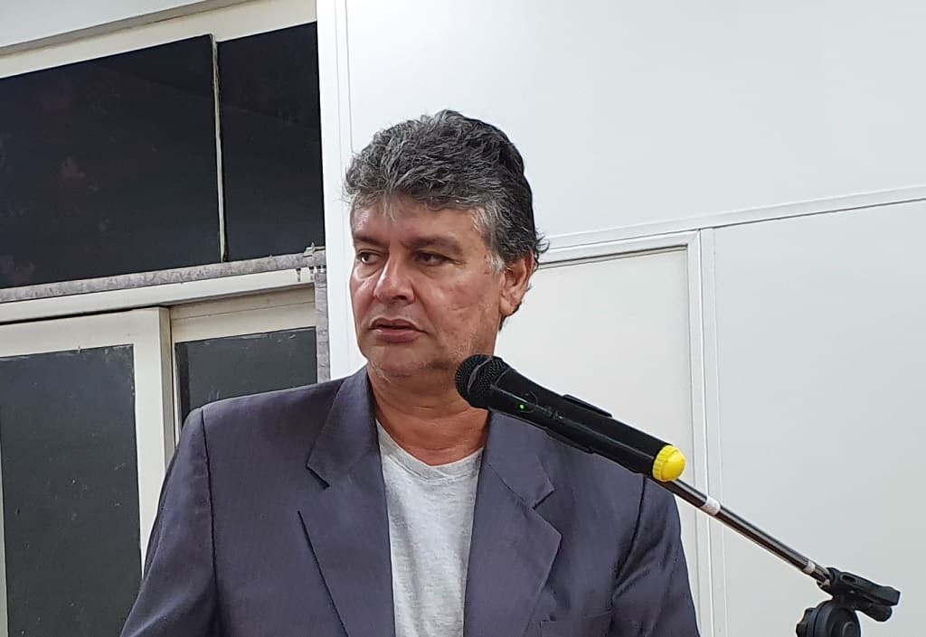 Vereador solicita EPI mais seguro para profissionais do laboratório