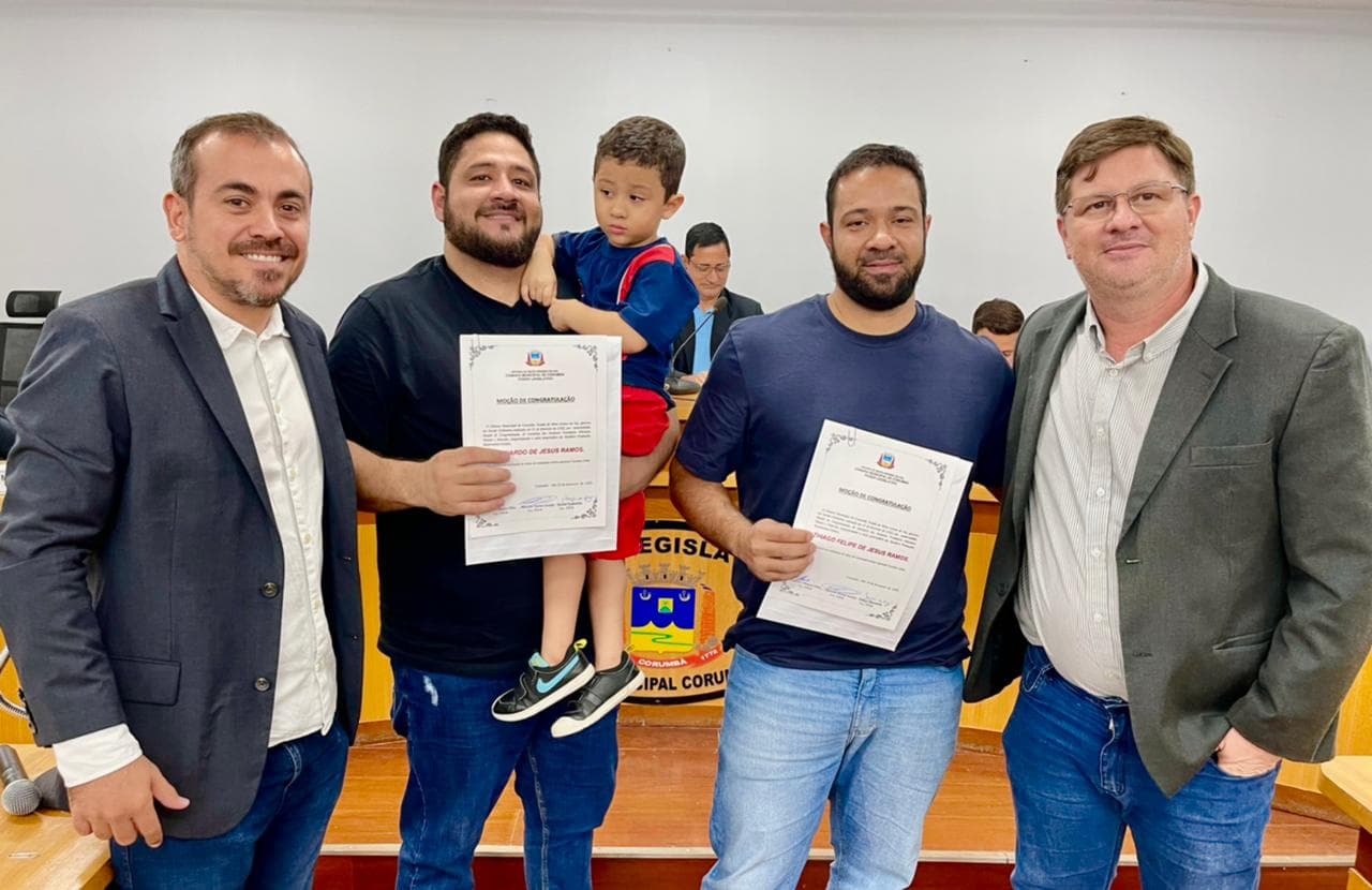 Empresários são homenageados por show que marcou o retorno de eventos na cidade