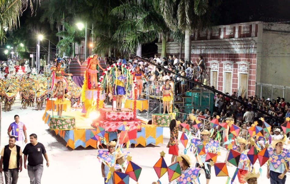 Portaria regulamenta presença de crianças e adolescentes no carnaval