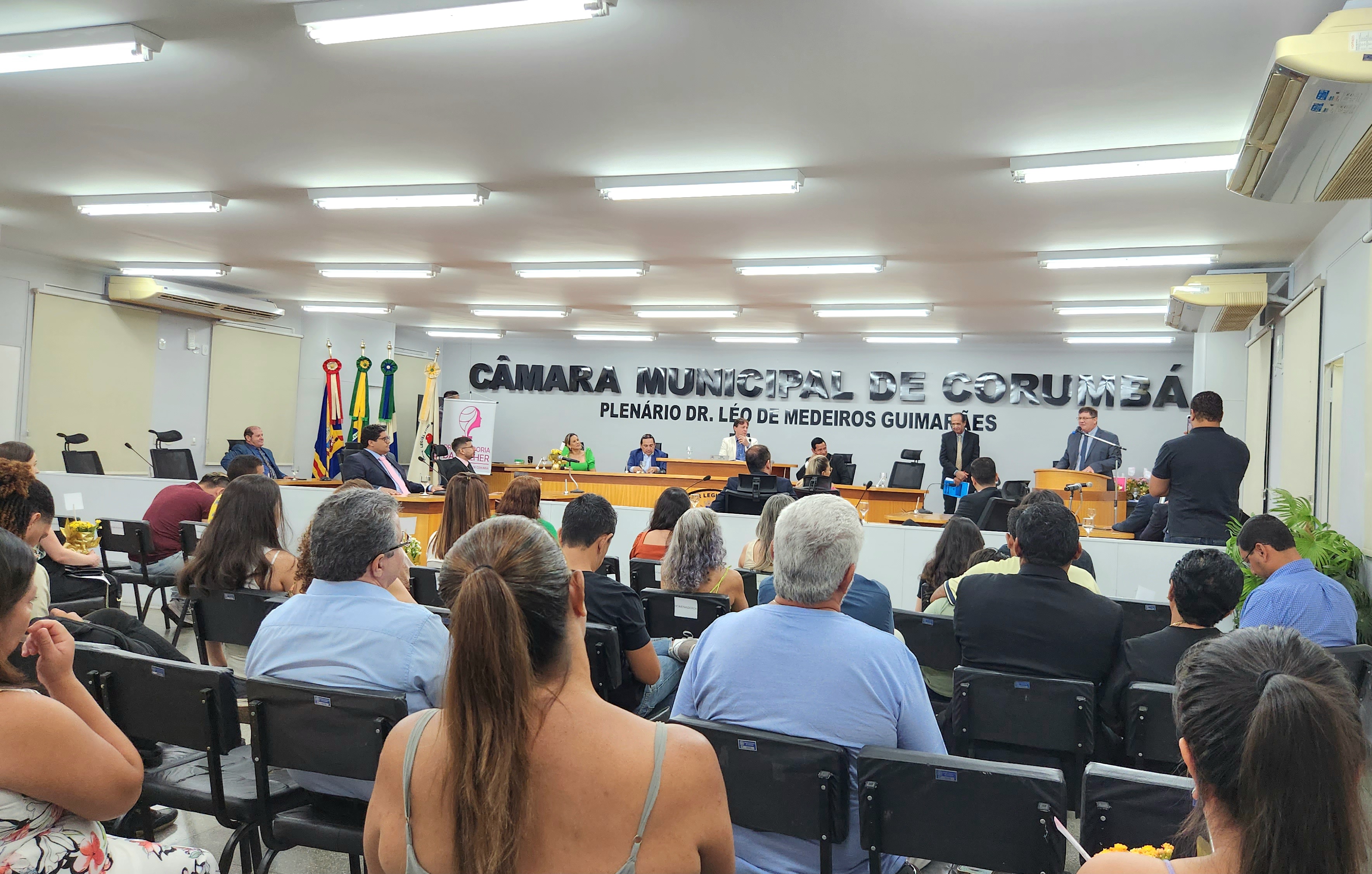 Câmara homenageia mulheres que fazem a diferença em Corumbá