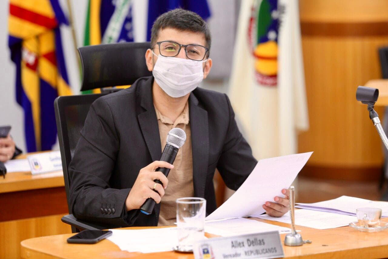 Vereador sugere projeto para transformar a praça do Bairro Popular Nova