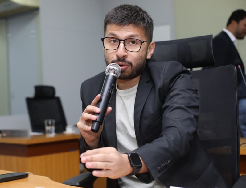 Vereador destaca necessidade de se intensificar campanhas educativas com foco no trânsito