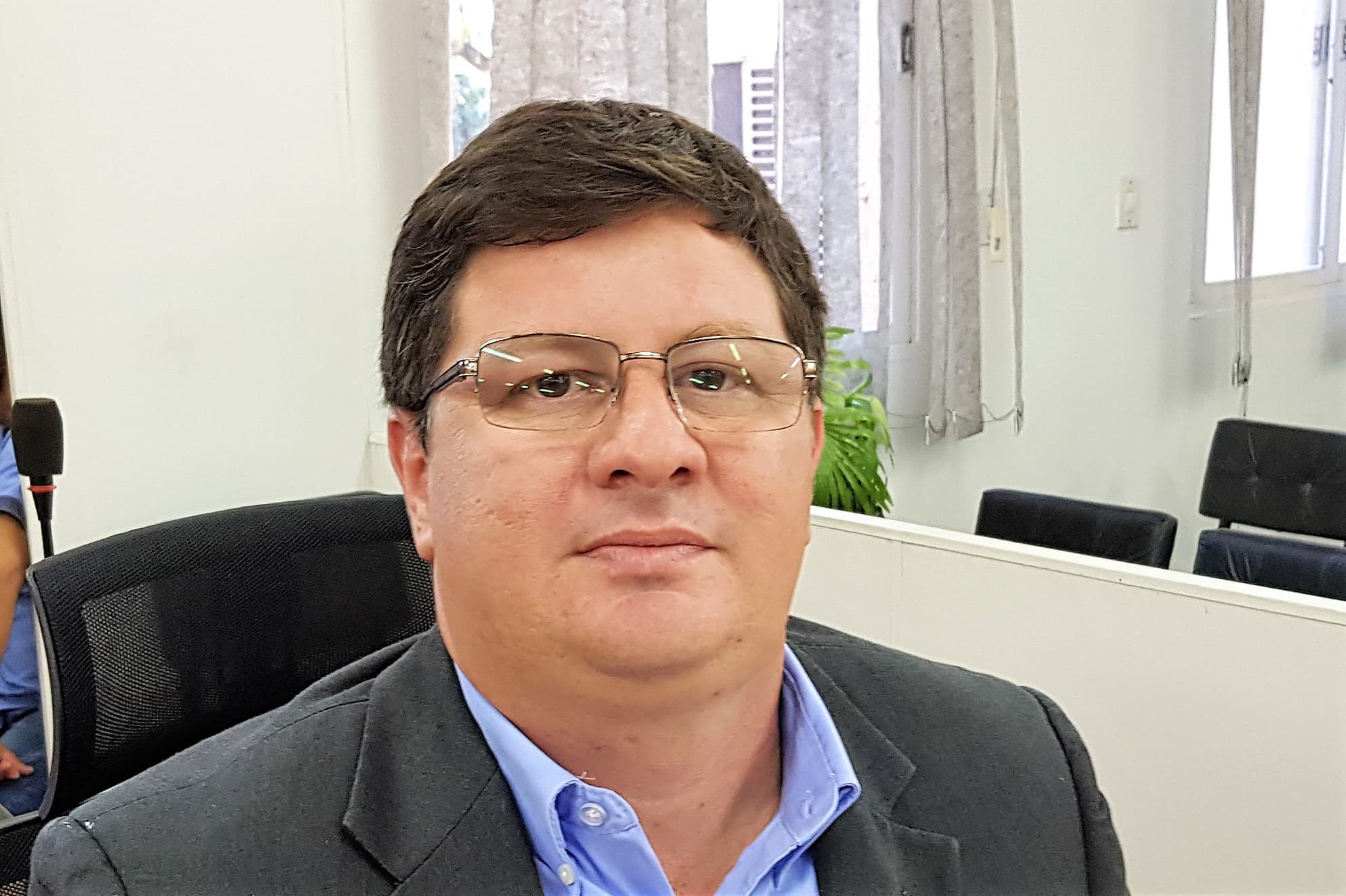 Vereador sugere atendimento médico na Associação de Aposentados