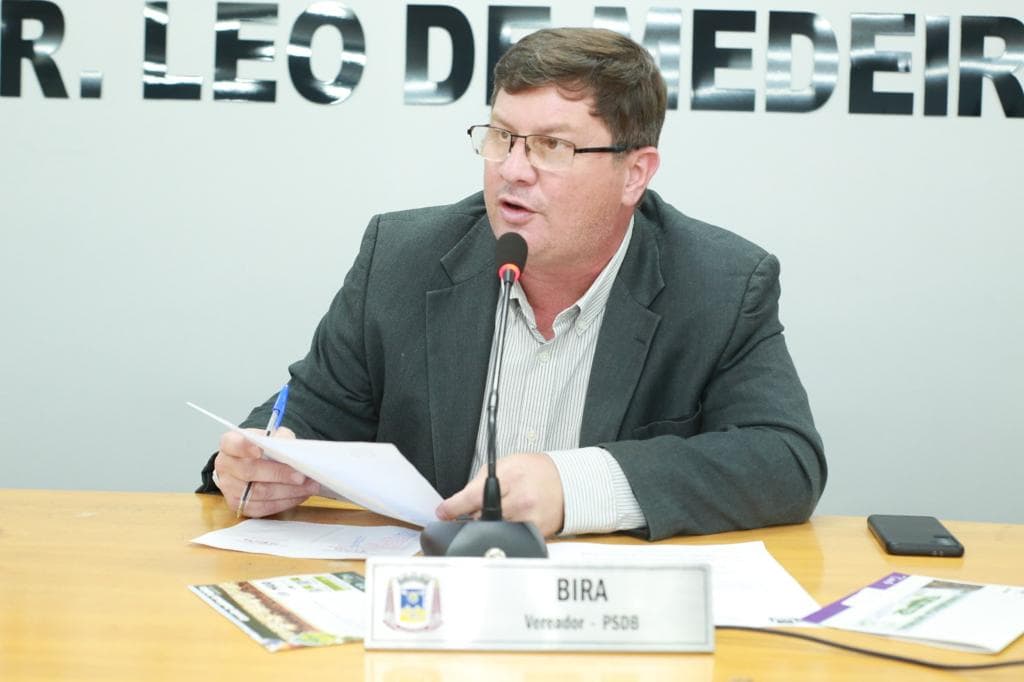 Vereador reivindica internet gratuita em terminais e praças públicas da cidade