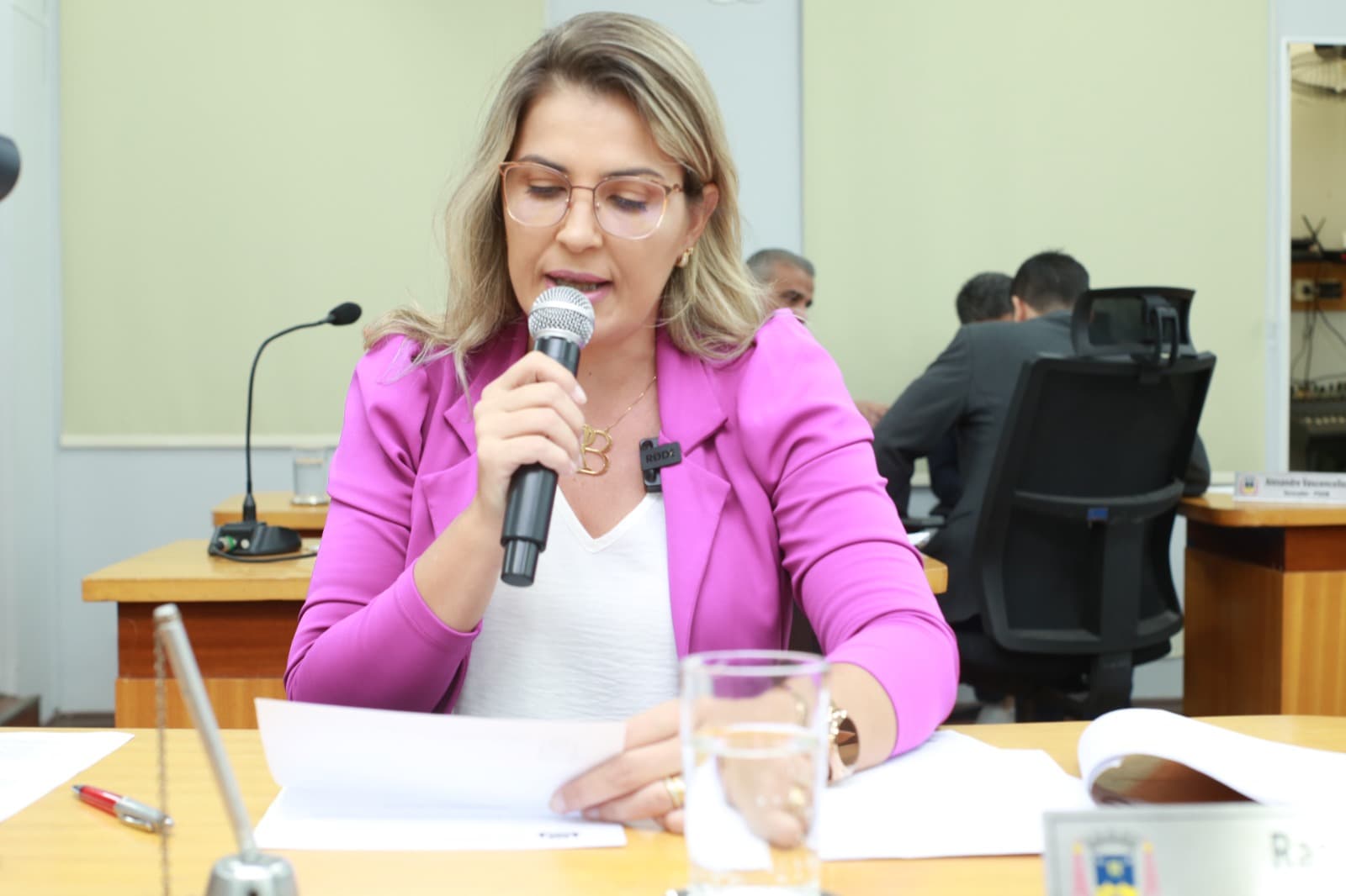Vereadora pede informações sobre falta de anestésico odontológico