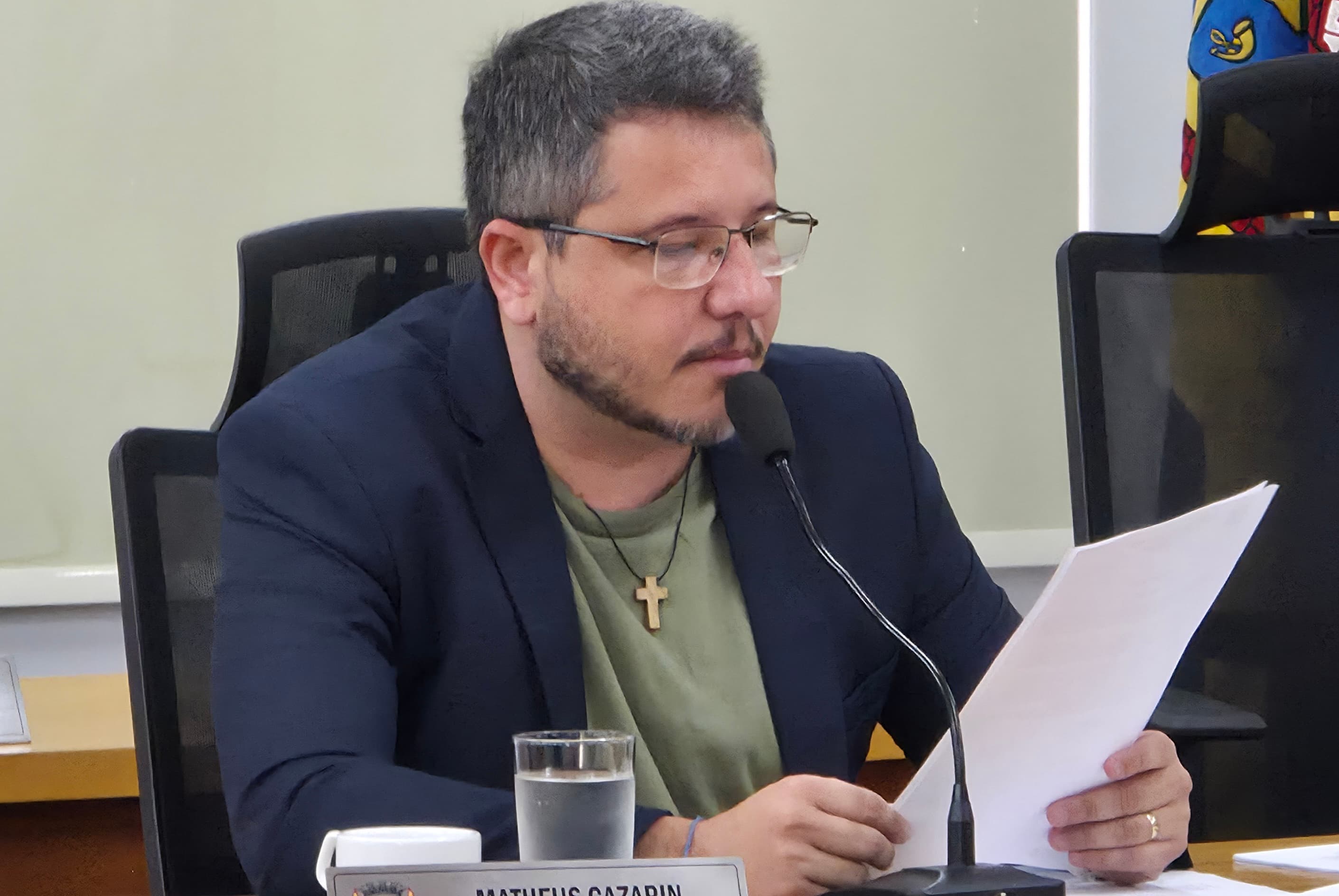 Cazarin reivindica vacinação domiciliar para atender pessoas com TEA