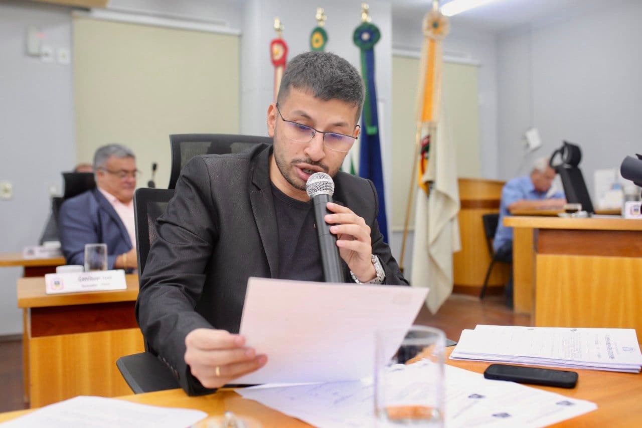 Vereador pede informações sobre aquisição da Unidade Móvel de Castração