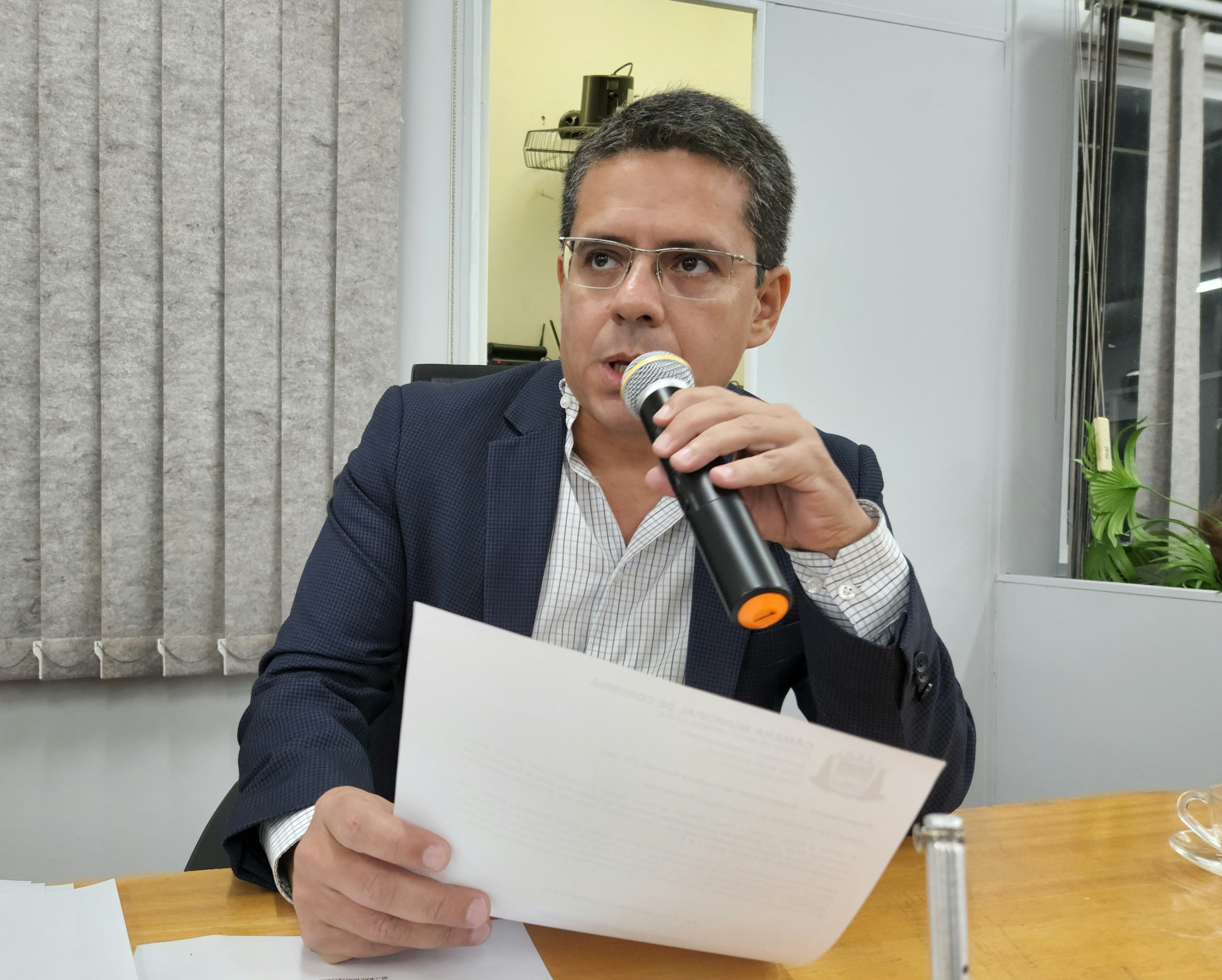 Reforma da Praça CEU é reivindicada por vereador em sessão da Câmara