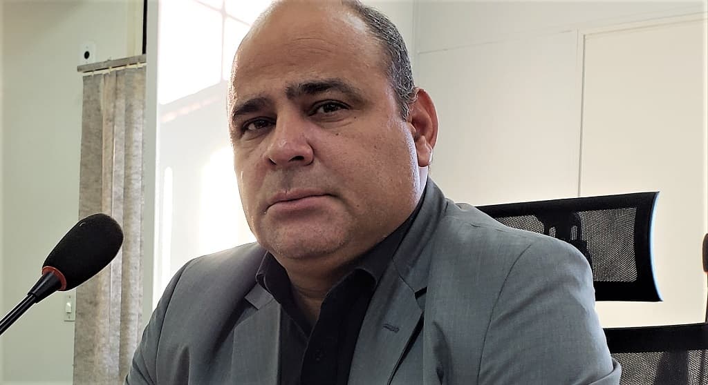 Vereador pede fiscalização em estabelecimentos comerciais de bolivianos