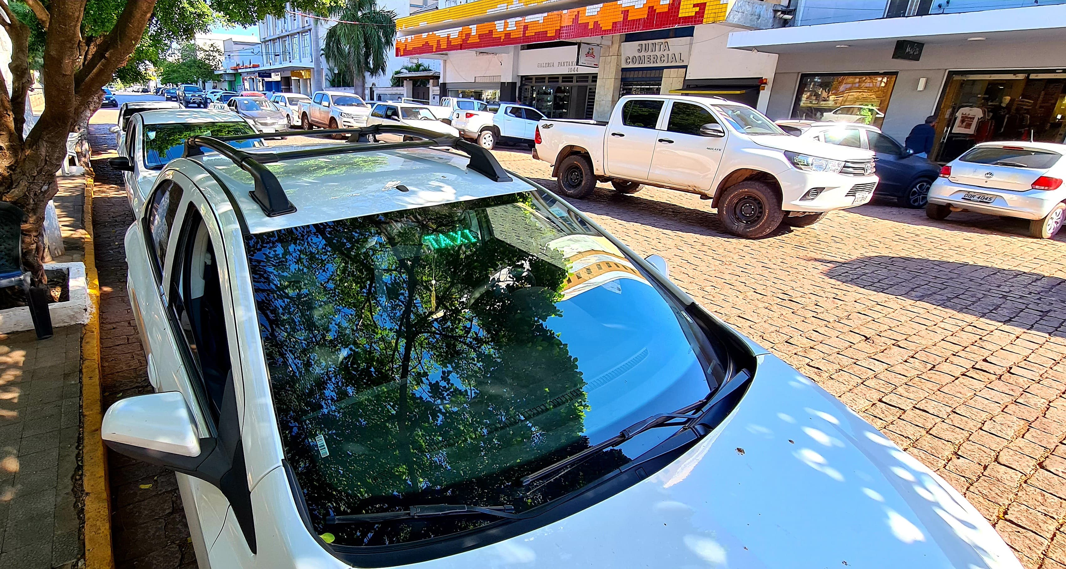 Vereador pede adiamento de cobranças de taxas de taxistas por conta da Covid