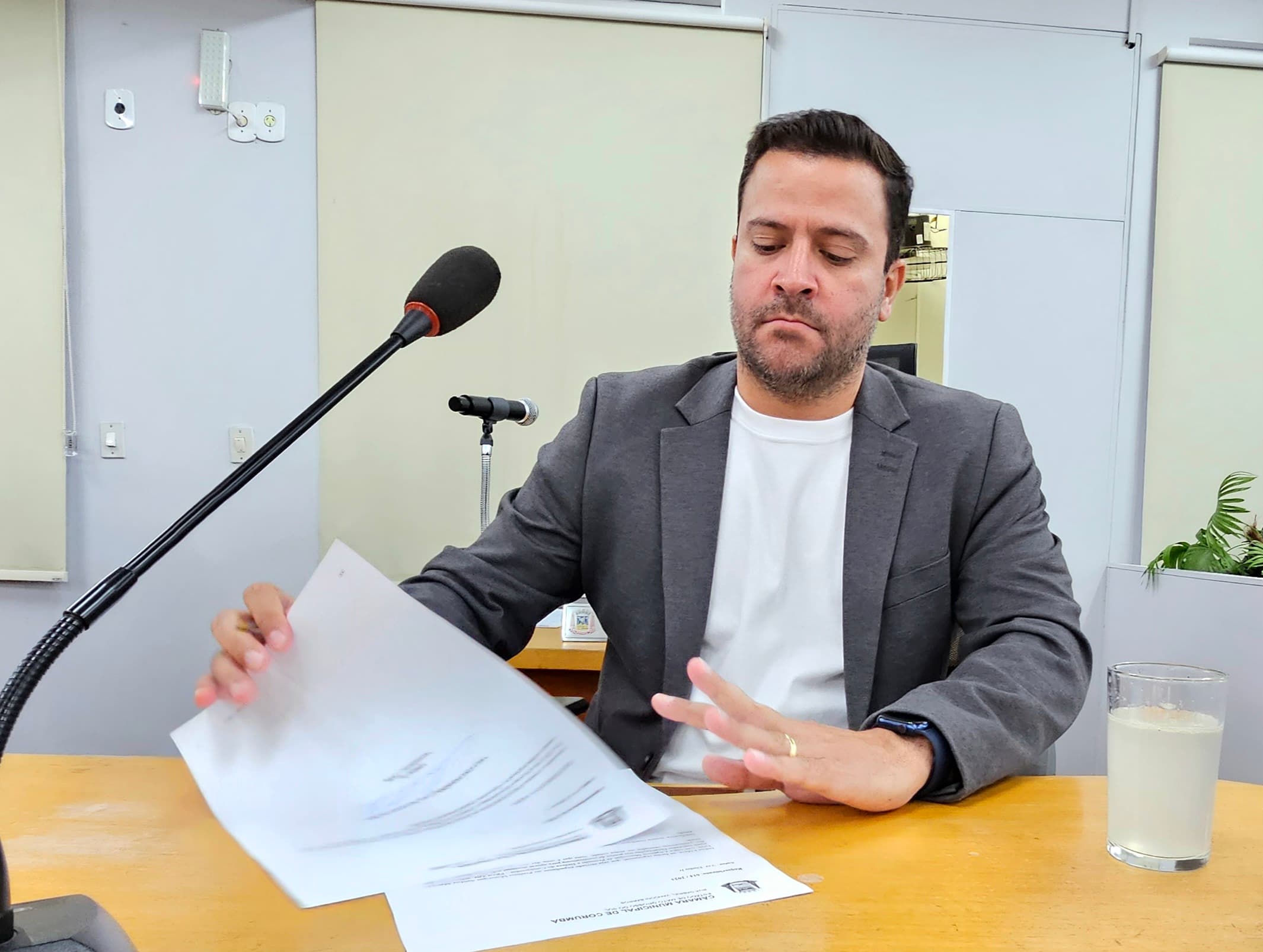 Na Câmara, vereador propõe Audiência Pública para debater valor do combustível em Corumbá