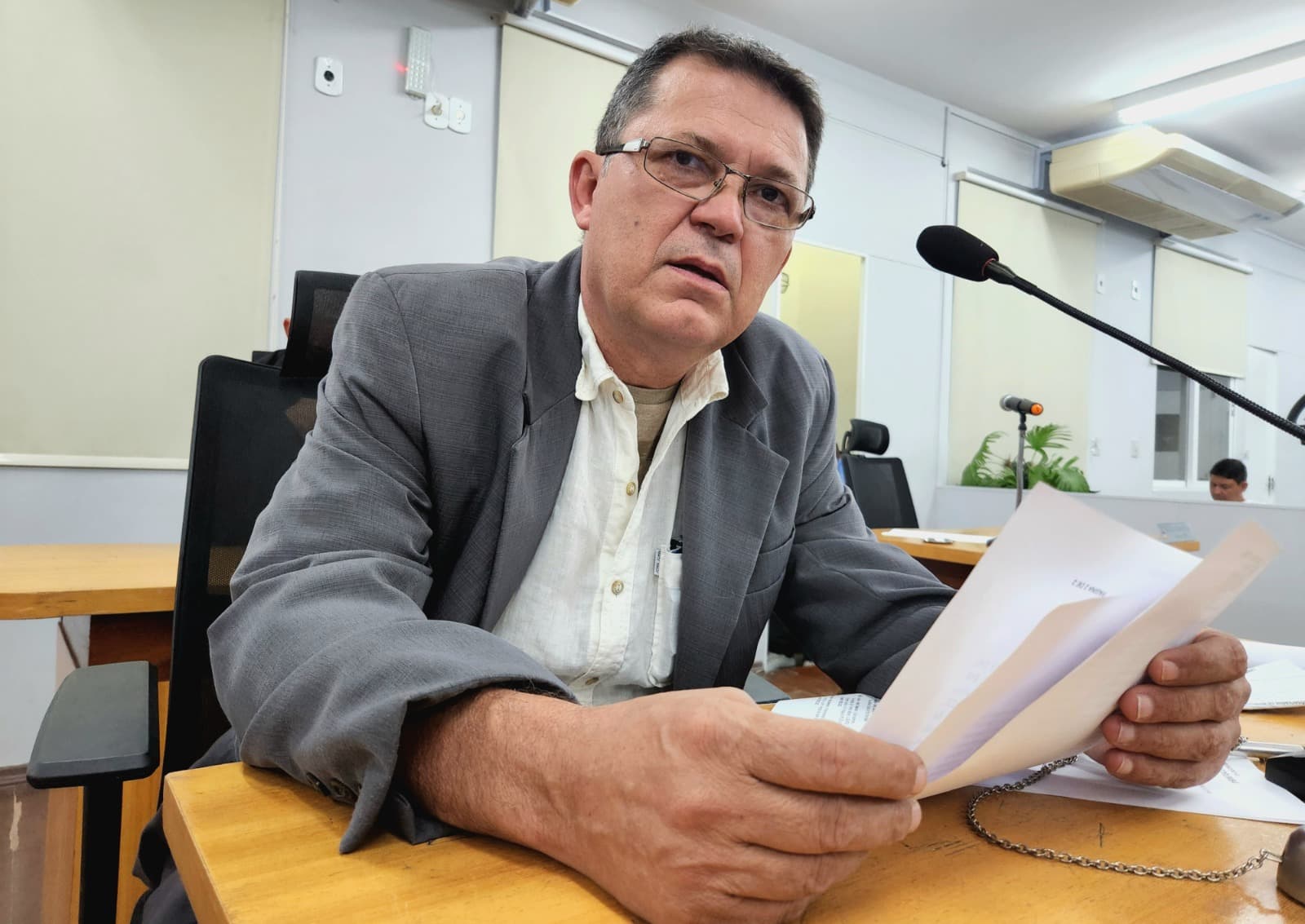 Vereador pede fiscalização para retirar das prateleiras, produtos com prazo de validade vencido