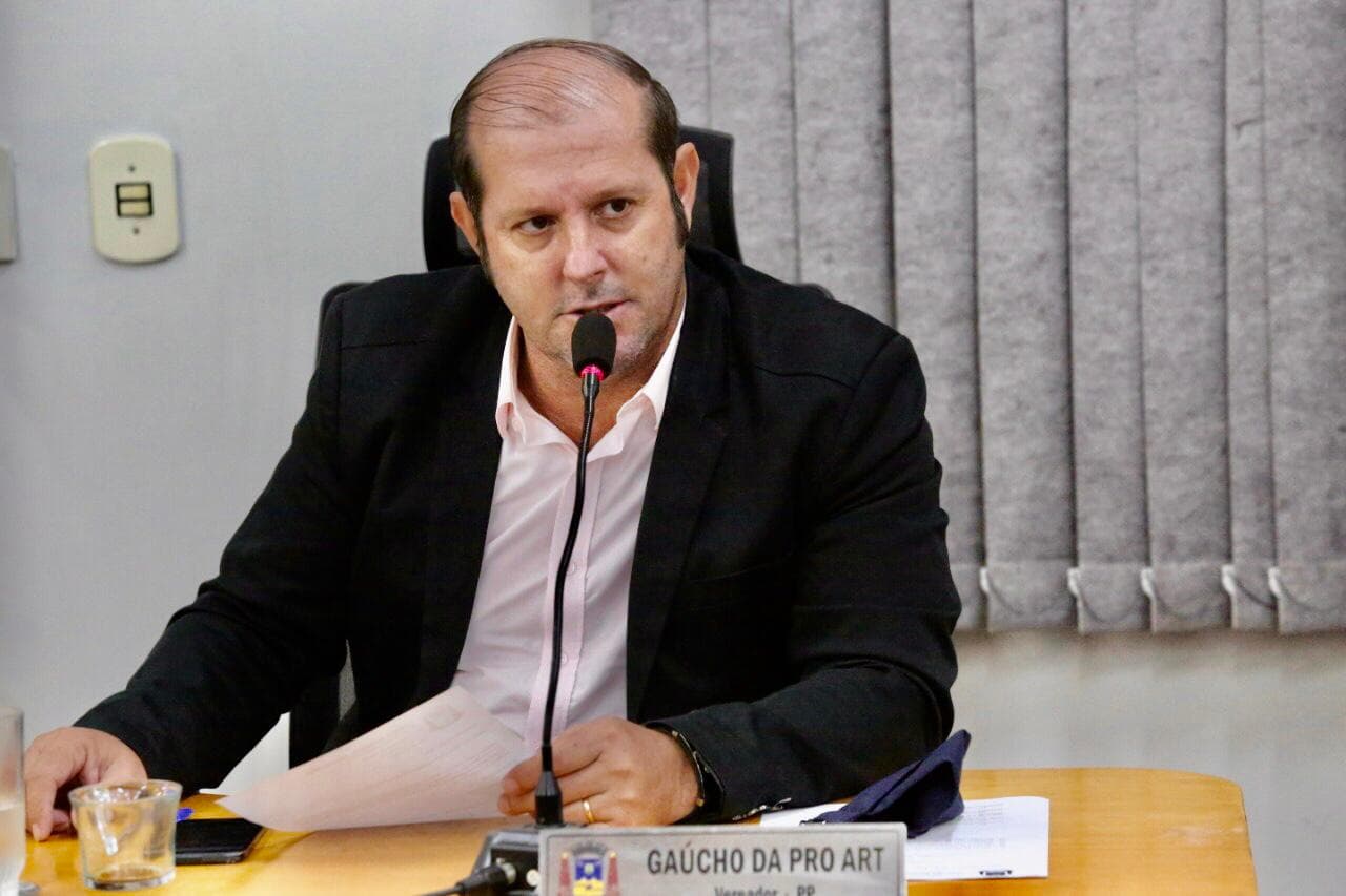 Recuperação de via pública no Aeroporto é solicitada na Câmara