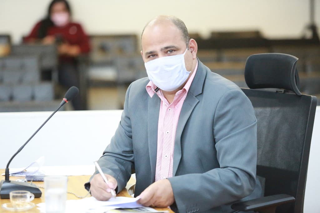 Vereador reivindica pavimentação asfáltica de ruas no Nossa Senhora de Fátima