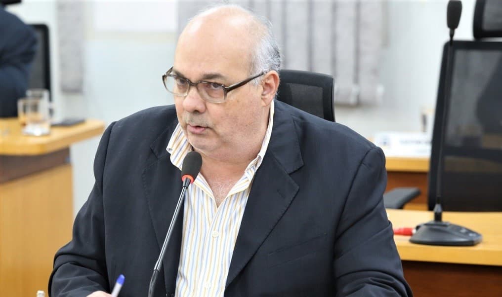 Vereador pede ao DNIT, nivelamento das cabeceiras das pontes na BR 262