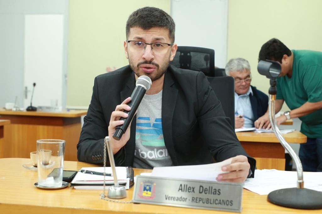 Vereador pede informações sobre funcionamento do Castramóvel em Corumbá