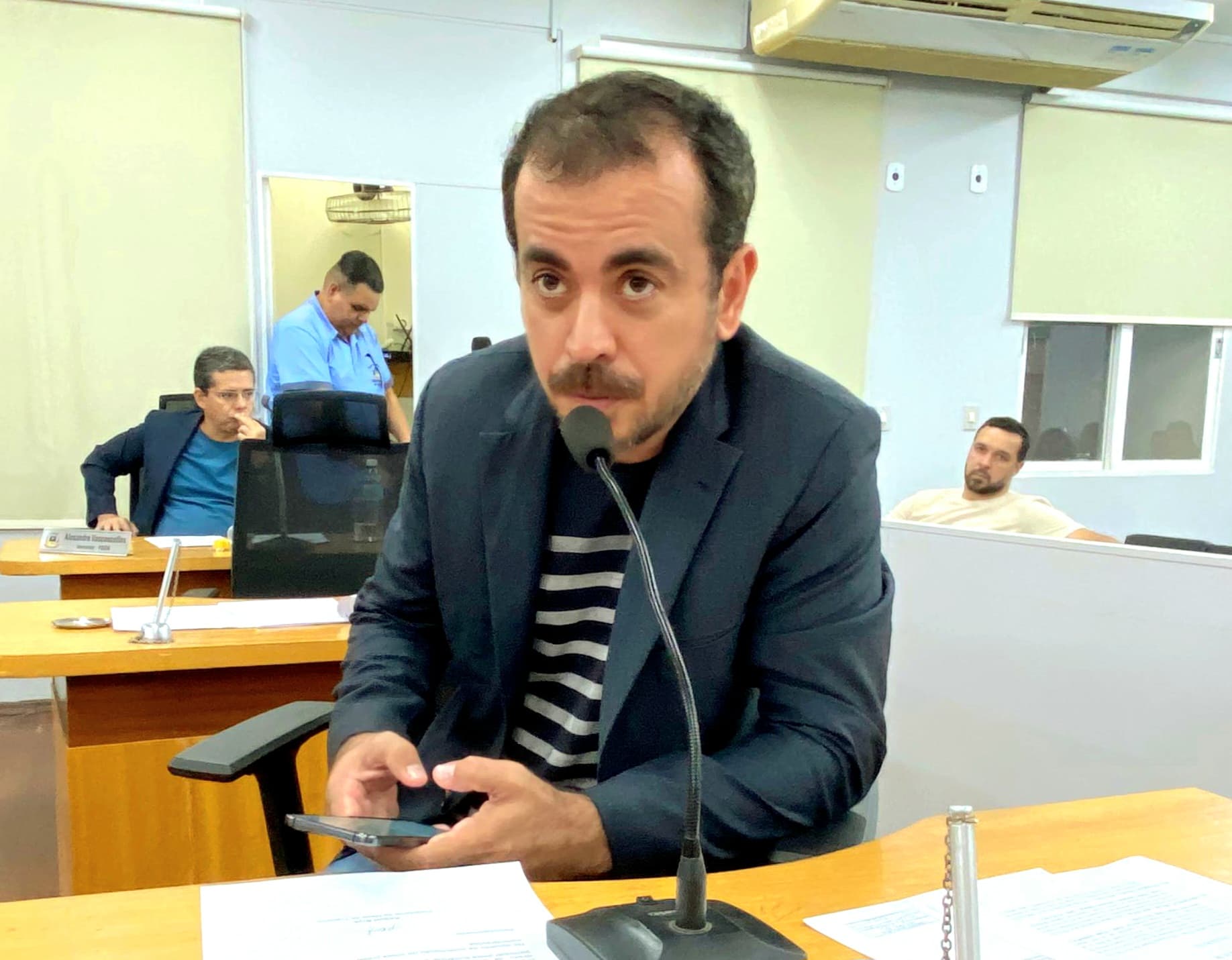Vereador pede estudos para avaliar necessidade de redutores de velocidade no Cristo