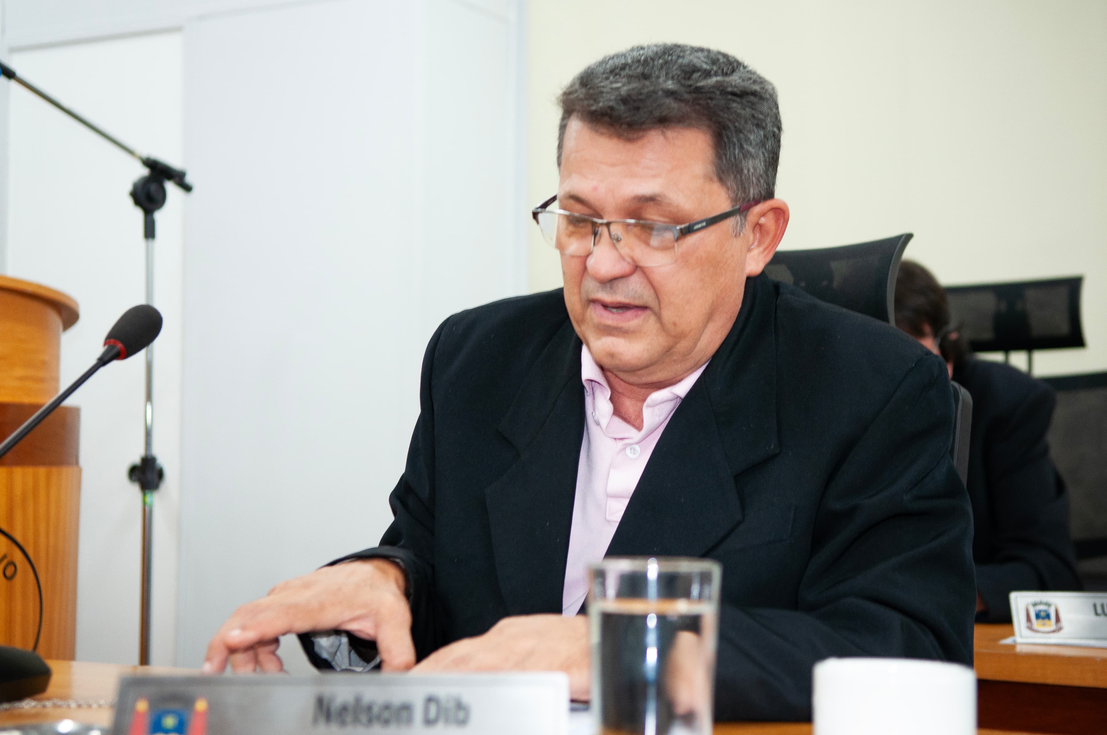 Nelsinho cobra ações que resultem na regularização fundiária em Albuquerque