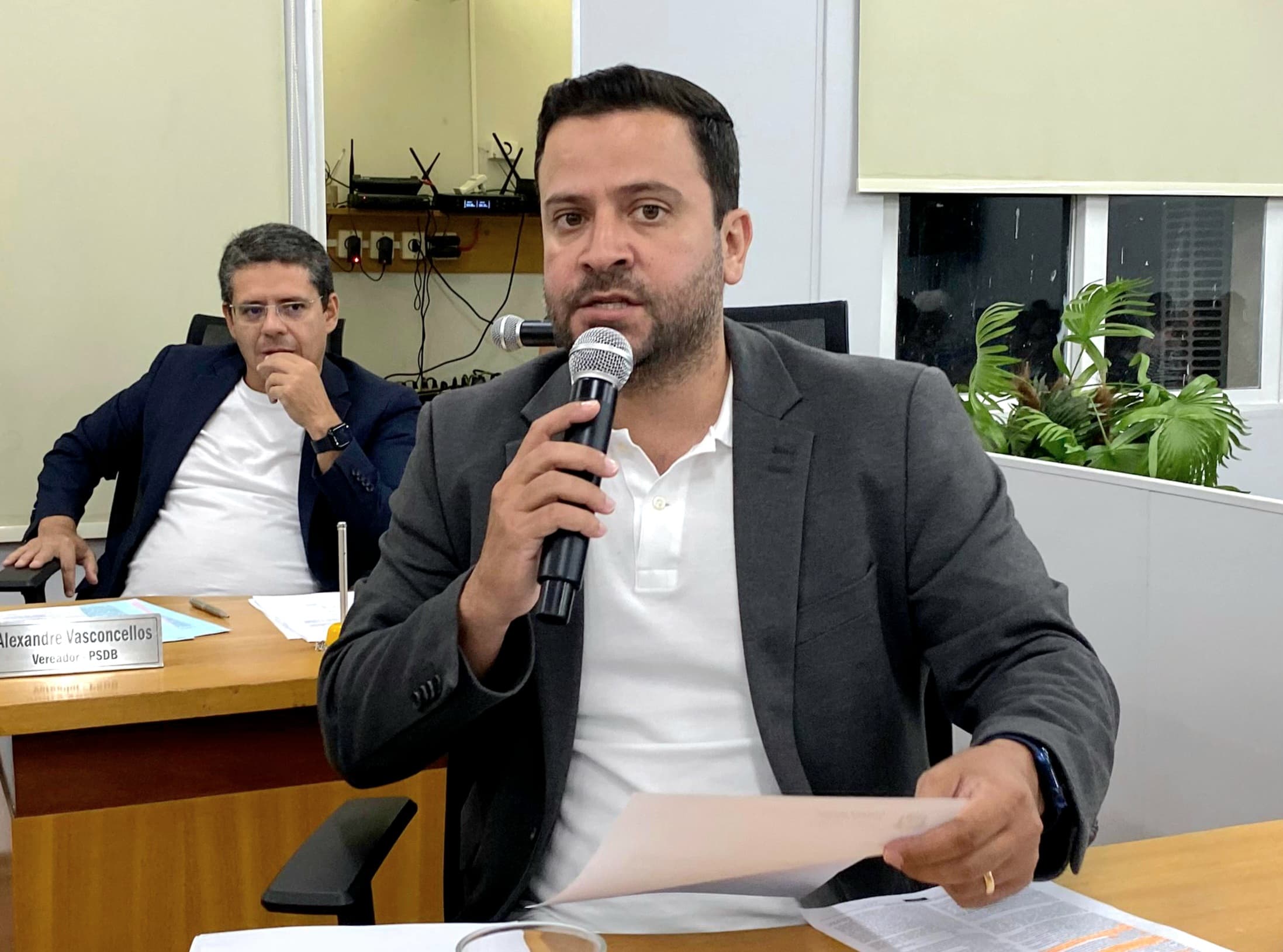Vereador pede suspensão da inscrição em Dívida Ativa de quem não pagar a taxa do lixo