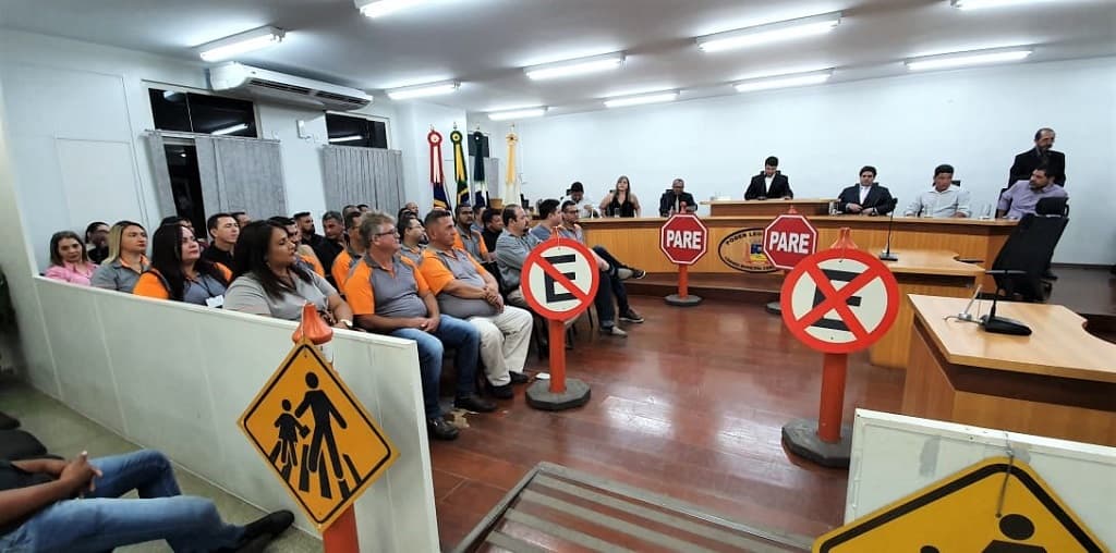 Câmara celebra Dia do Instrutor de Autoescola com homenagens aos profissionais
