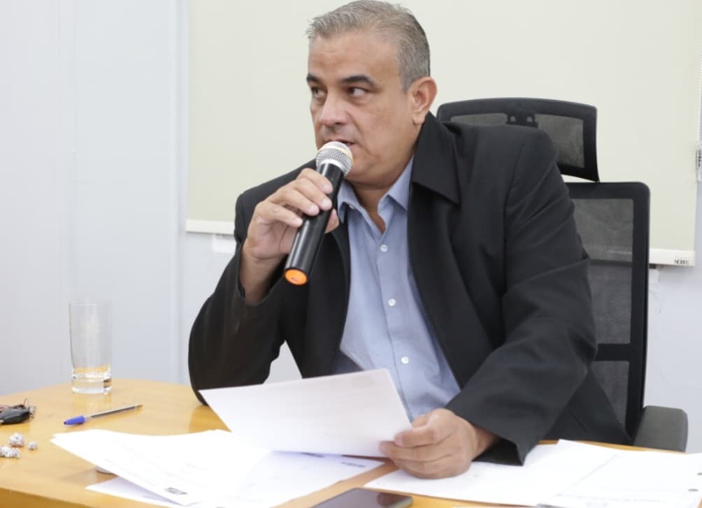 Vereador busca informações sobre valores da CFEM e sua aplicação na cidade