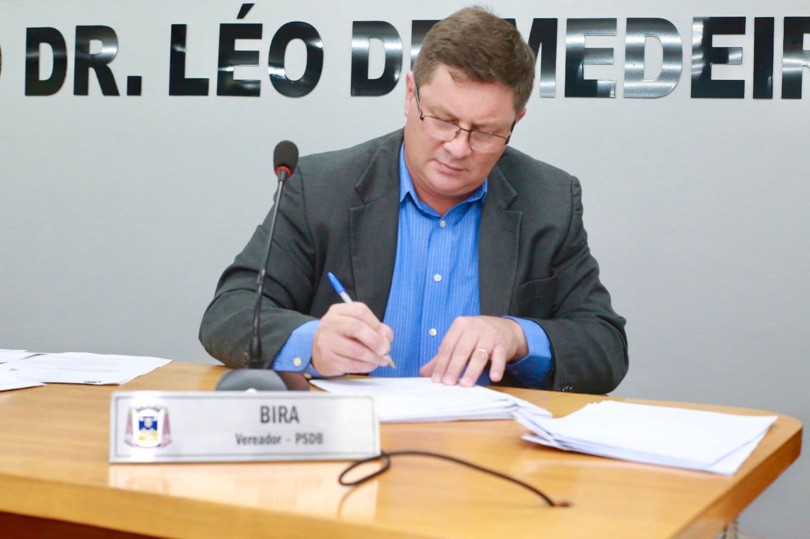 Na Câmara, vereador pede proibição de tráfego de caminhões em via do Aeroporto