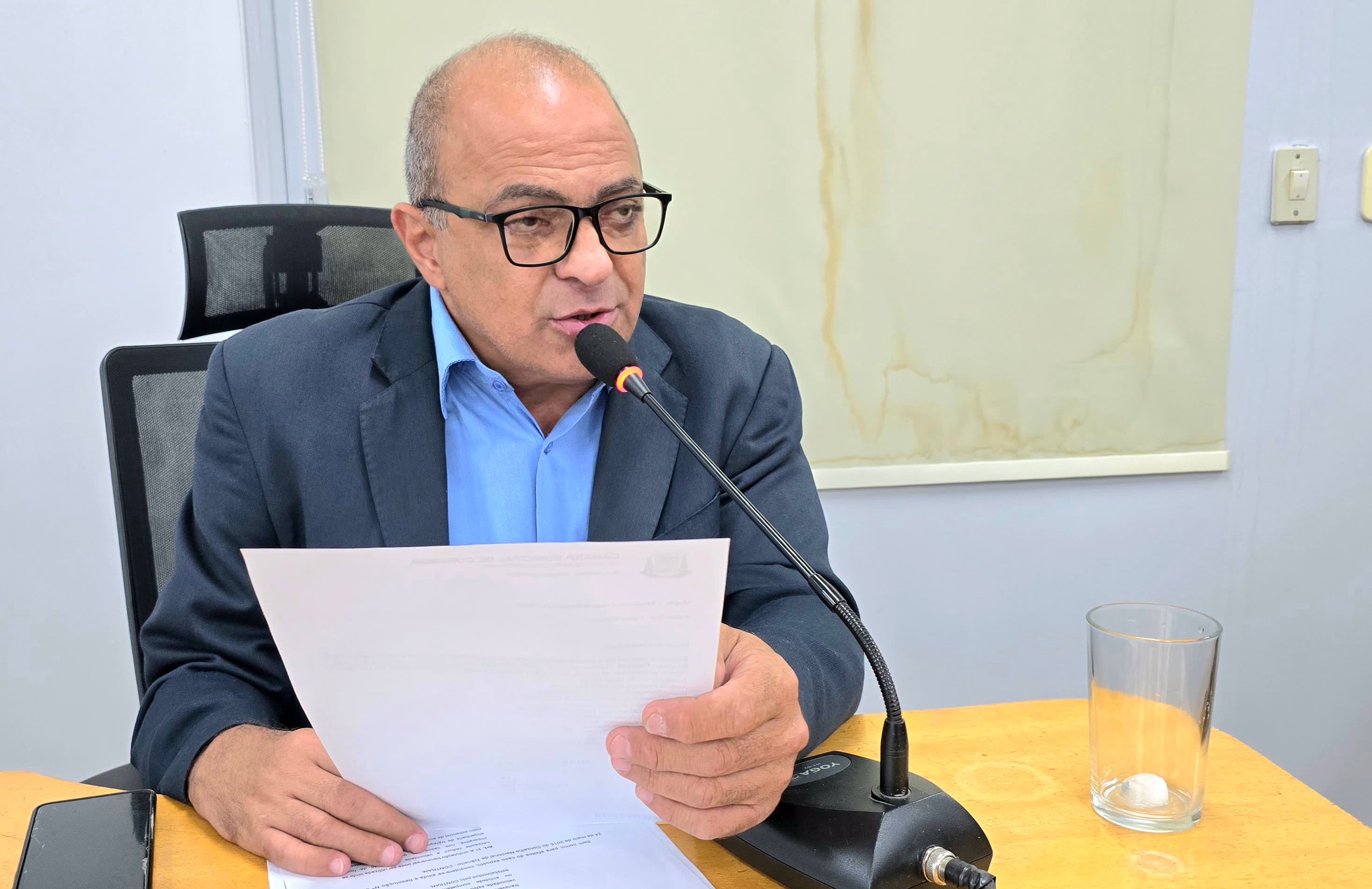 Vereador pede informações sobre falta de médico e visita domiciliares dos agentes de saúde