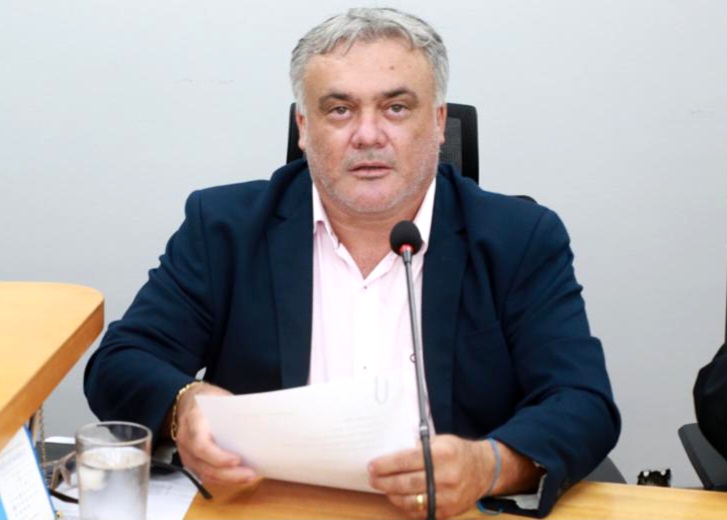 Vereador reivindica serviços para combater avanço da dengue no Dom Bosco