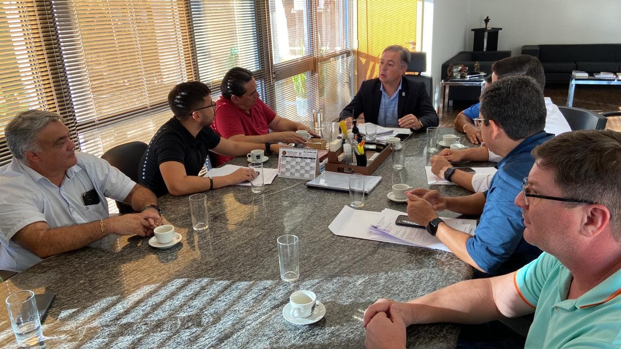 Na Capital, vereadores e prefeito tratam de segurança pública com Secretário de Justiça