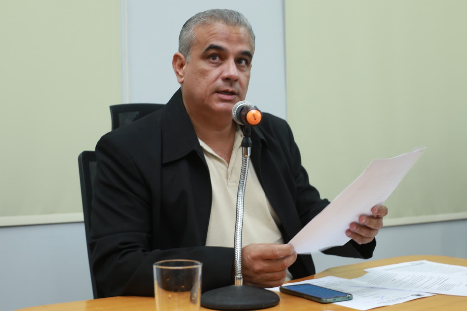 Vereador pede informações sobre agentes de trânsito e cita concurso público específico
