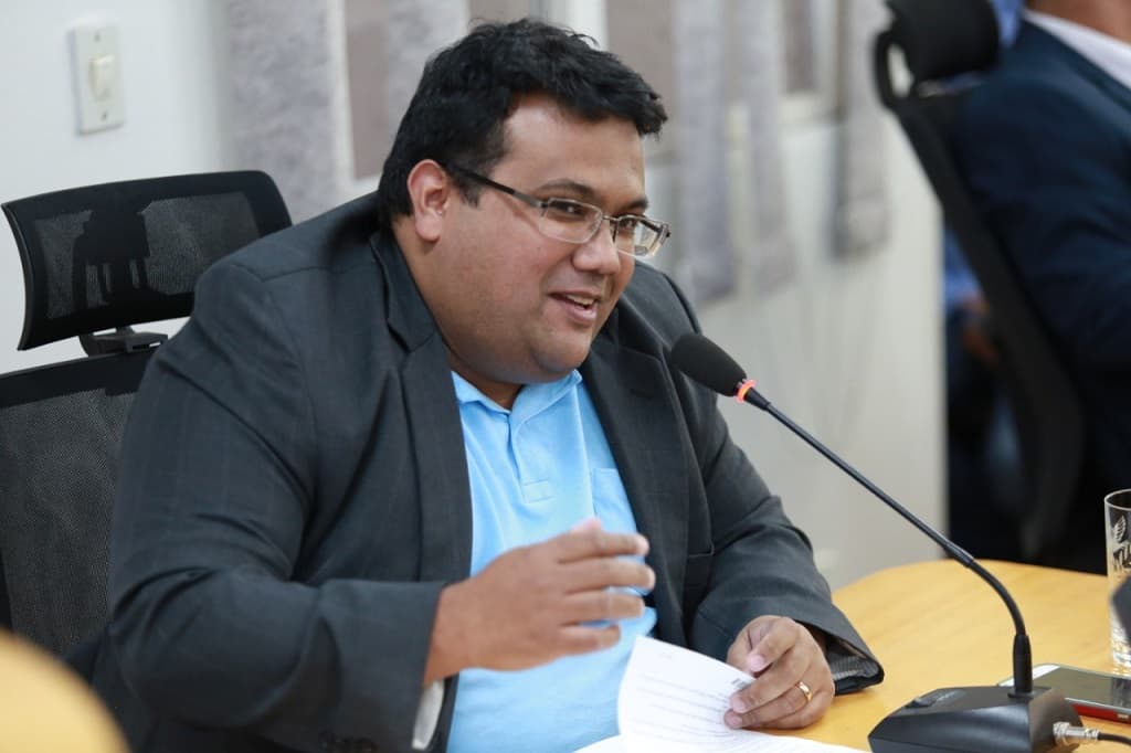 Vereador pede ao Executivo, informações sobre arrecadação do CFEM