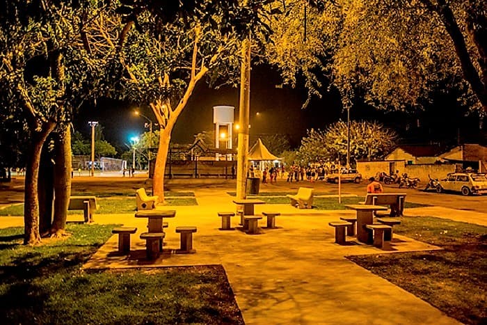 Vereador reivindica revitalização de praça no Bairro Popular Nova