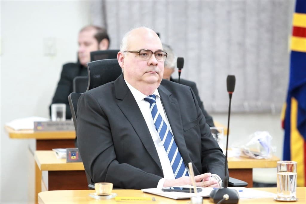 Vereador pede recuperação de pavimento da Rua Geraldino Martins de Barros