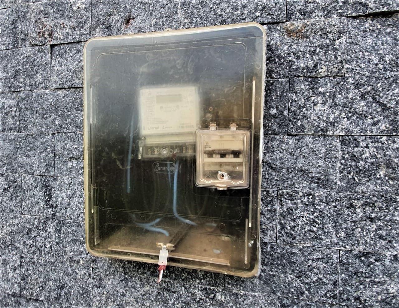 Energisa é multada por substituir medidores sem comunicar consumidores