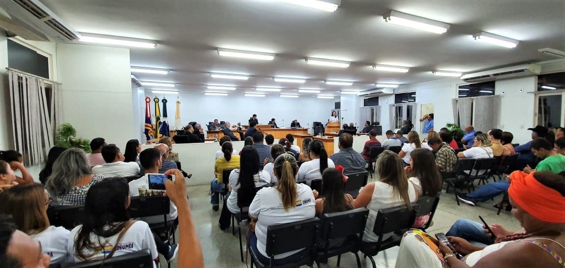 Secretária e equipe são homenageadas na Câmara pela realização do “Filhos do Bolsa”