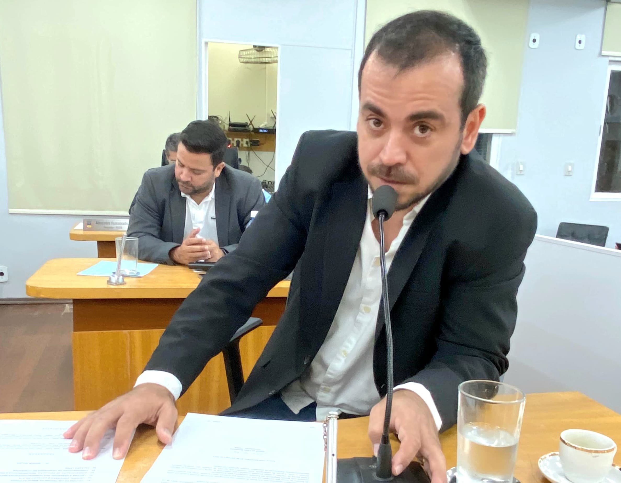 Vereador pede fiscalização no trânsito, de madrugada, para combater abusos