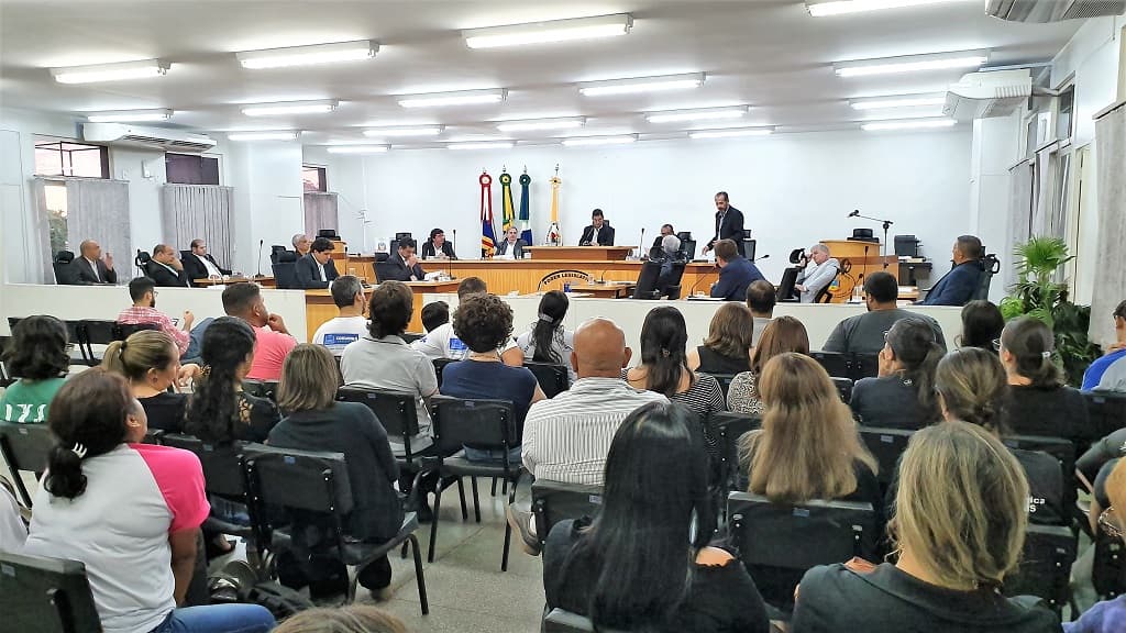 Câmara aprova Projeto de Lei que regulamenta serviços de taxi na cidade