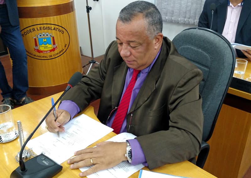 Vereador Tadeu Vieira solicita pavimentação de vias no bairro Dom Bosco