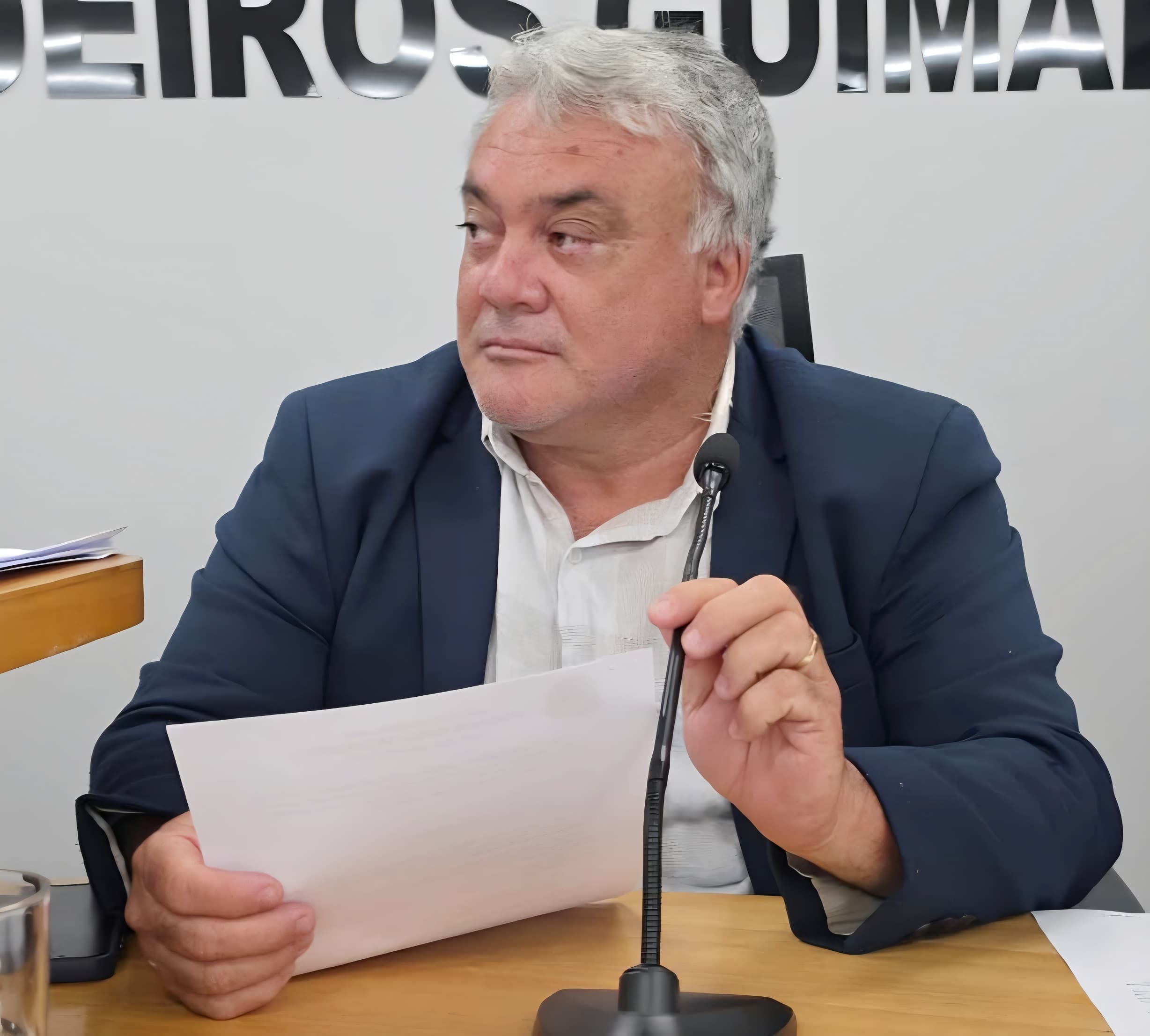 Genilson pede informações sobre reforma da Capela Municipal de Corumbá