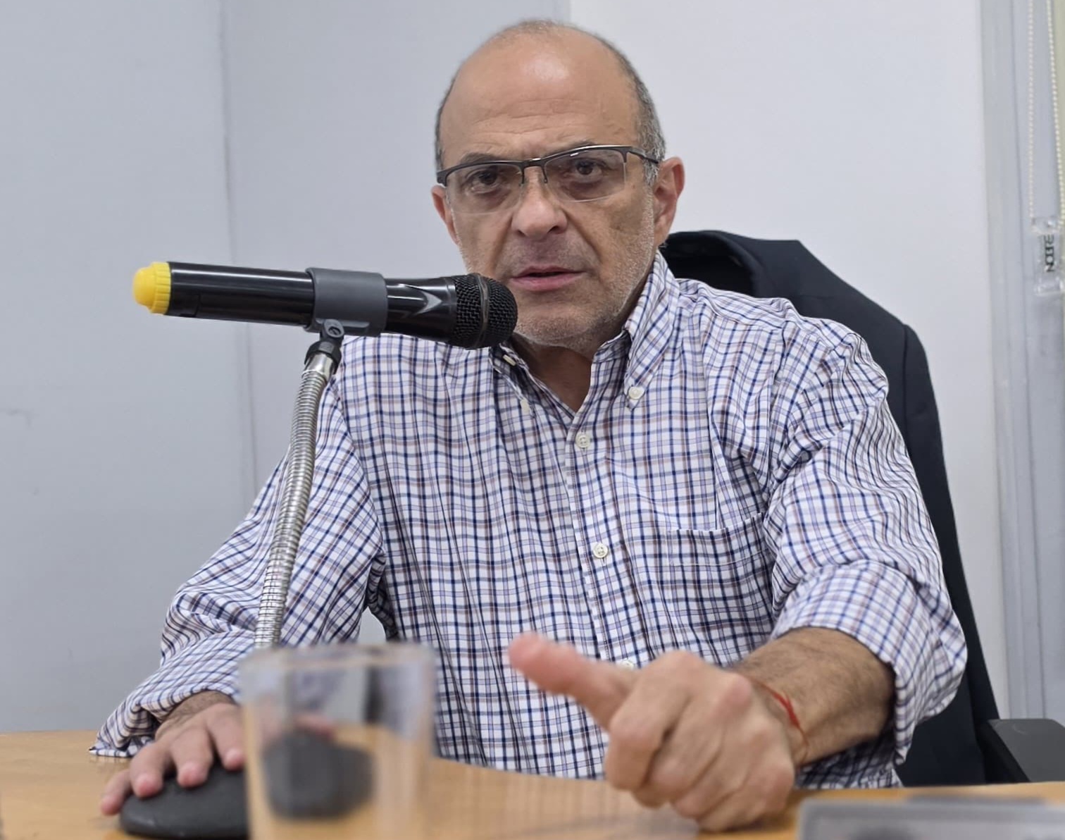 Yussef pede esclarecimentos sobre serviços de fisioterapia em Corumbá