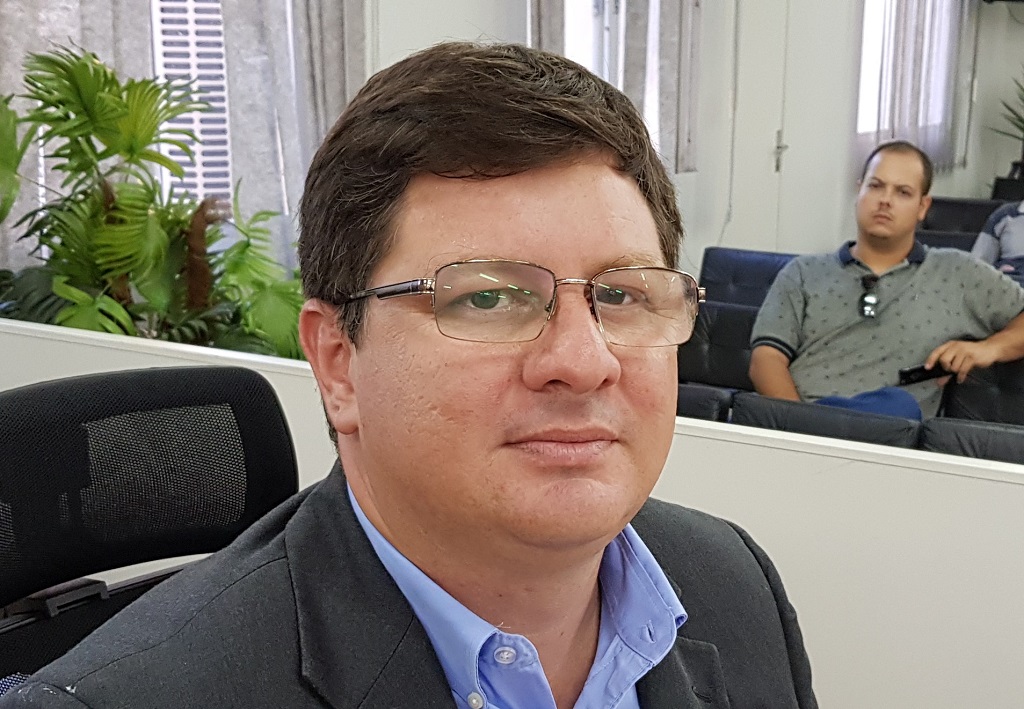Vereador reivindica pavimentação da Tenente Melquíades, no Borrowiski