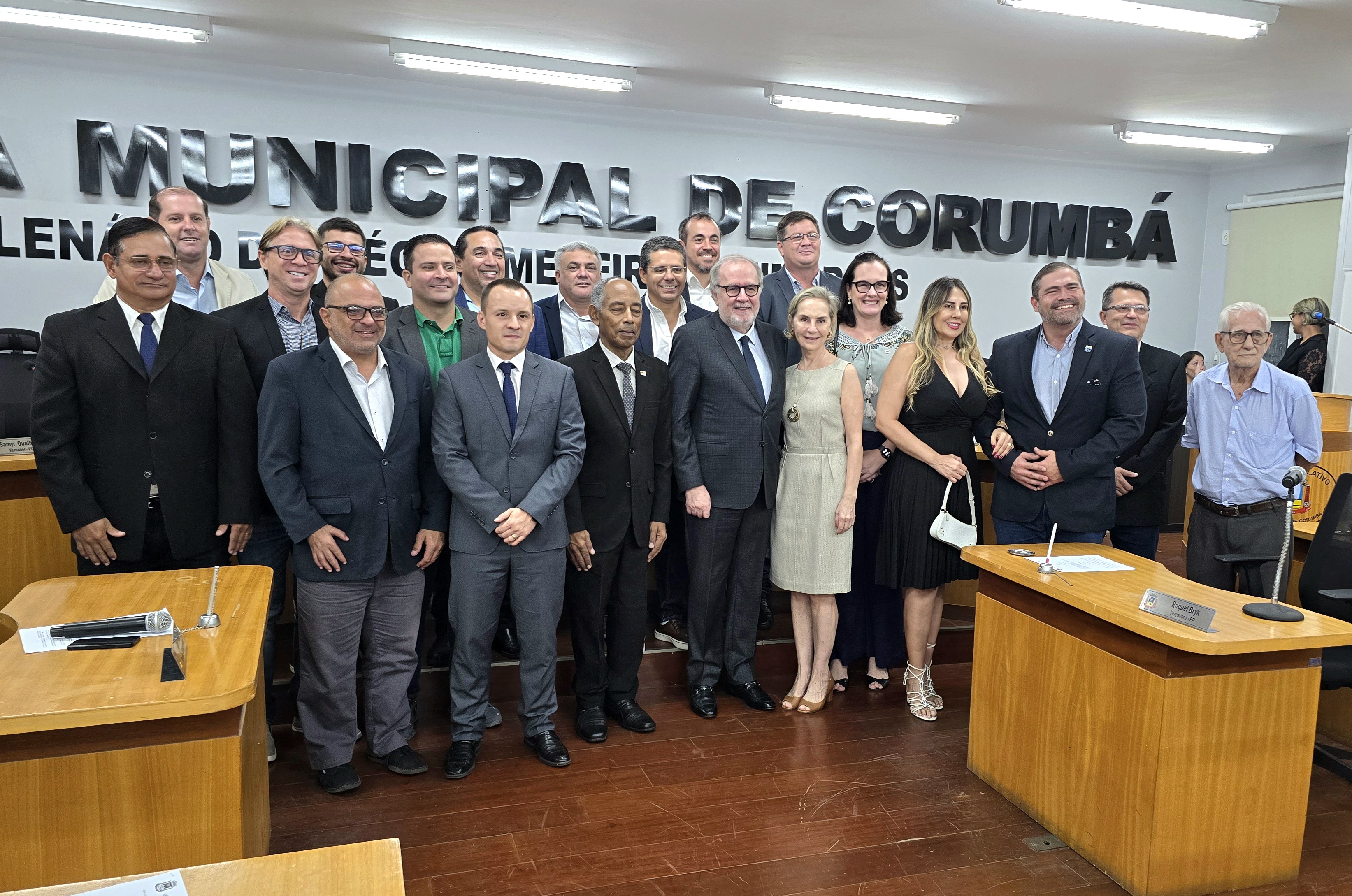 Desembargador Ruy Celso Barbosa Florence se torna Cidadão Corumbaense