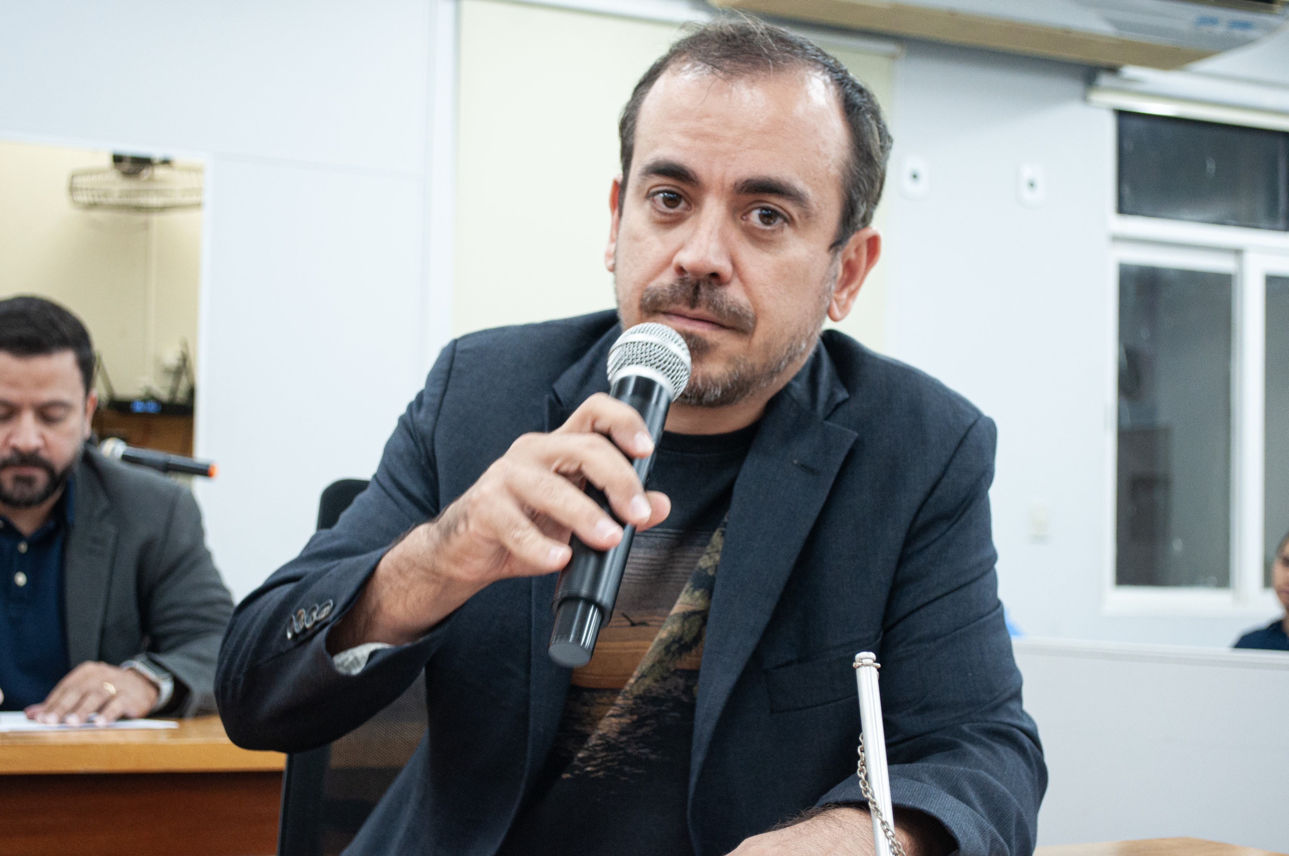 Na Câmara, vereador solicita serviços para melhorar trafegabilidade em via do Cristo Redentor
