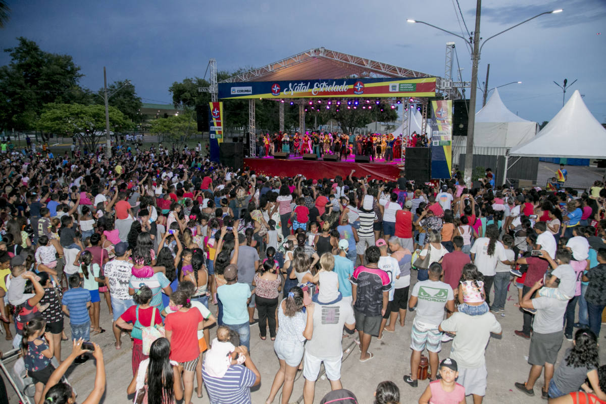Câmara aprova homenagem a secretária municipal pela realização do “Natal Estrelado”