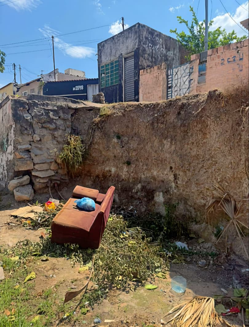 Jovan cobra providências para conter processo erosivo na área urbana